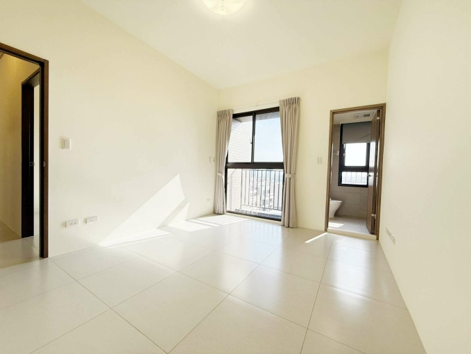 梧棲鄰近沙鹿家樂福商圈⭐三房平車超便宜可租補可提供家具（第3張）