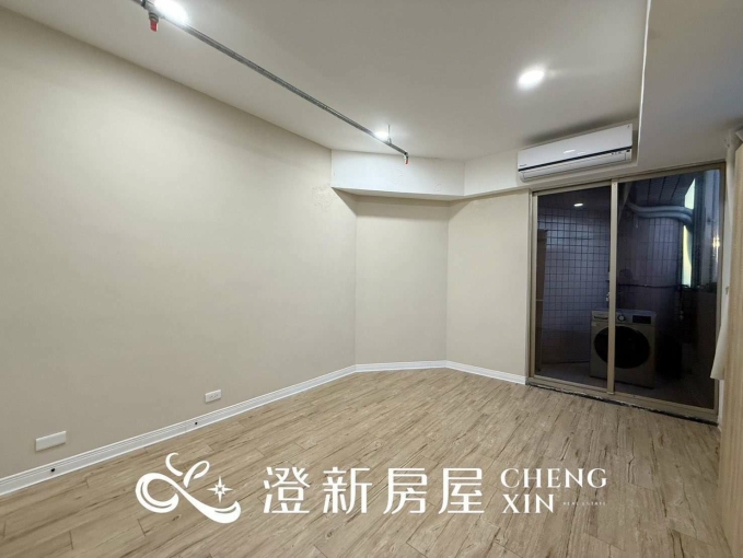 🎉步行5分到巨城/高樓層頂樓不怕吵/電梯三房只要29000/可租補報稅入戶籍/一層兩戶單純/重修翻修/養寵可談🎉（第13張）