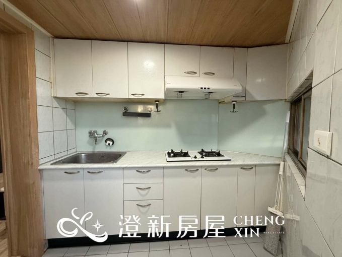 🎉步行5分到巨城/高樓層頂樓不怕吵/電梯三房只要29000/可租補報稅入戶籍/一層兩戶單純/重修翻修/養寵可談🎉（第5張）