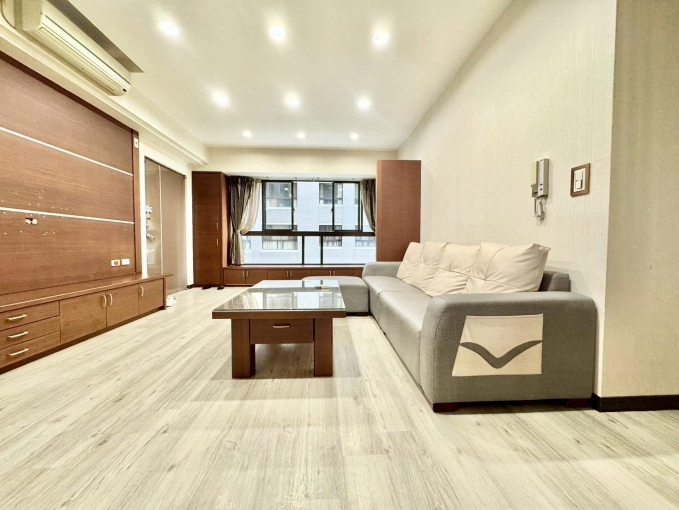 南屯市區｜公益河南Ｘ系統櫃做滿｜3房雙車位(租補養寵戶籍樣樣可)（第1張）