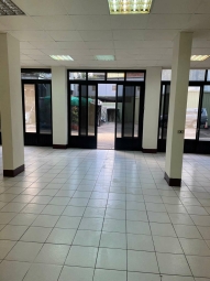 【中壢三角窗店面出租】#本房屋看房不需要先付押金才能排隊看屋（第1張）