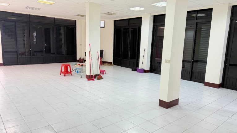 【中壢三角窗店面出租】#本房屋看房不需要先付押金才能排隊看屋（第6張）