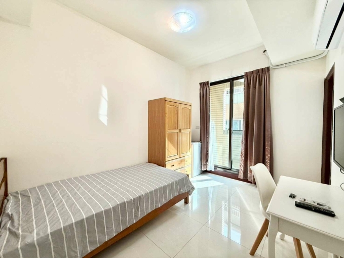 🔥西區超級秒殺🔥仙女陽台獨洗🔥小資可租補🔥近中教大 - Image 1