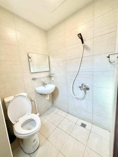 🔥西區超級秒殺🔥仙女陽台獨洗🔥小資可租補🔥近中教大 - Image 2