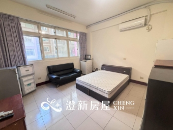 🎉竹北蛋黃區/近喜來登/竹北大遠百/可租補/獨立洗衣機/採光通風良好🎉（第1張）