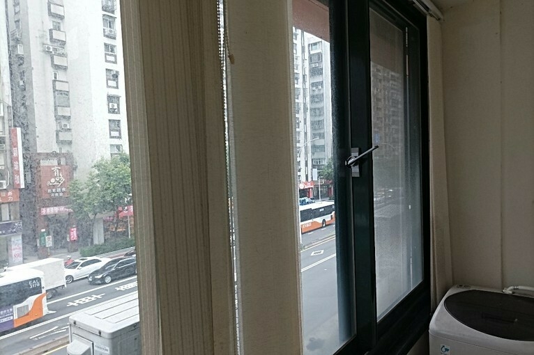 💓南京三民捷運電梯陽台套房/可養貓咪/可租補（第3張）