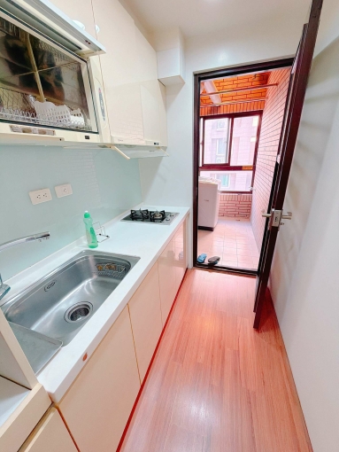 可租補戶籍★大墩國小2改1房★可寵★平面車位★浴缸衛浴✨全配 - Image 9