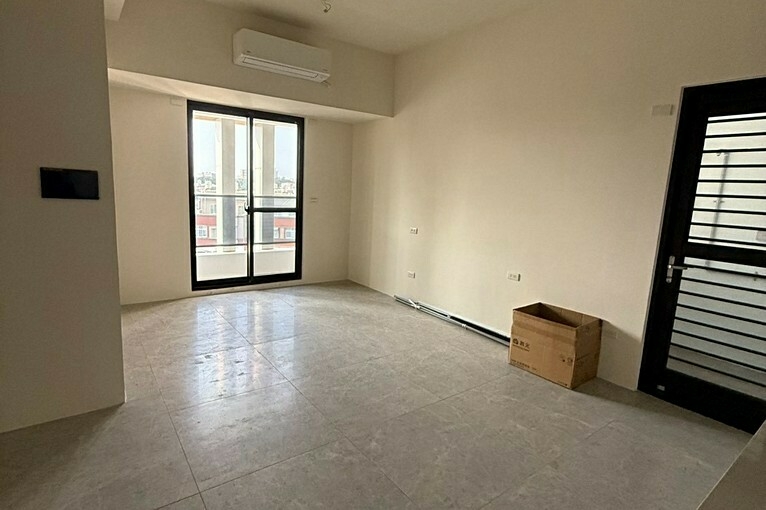 兆基🏠湖子內金石龍悅全新2房近82可租補（第1張）