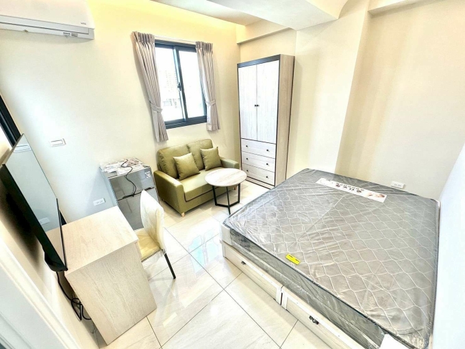 全新完工🍀陽台獨洗🍀租屋補助🍀電梯🍀子母車🍀飲水機🍀專屬機車位🍀汽車位好租（第1張）