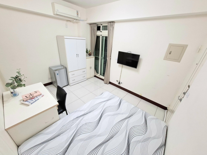 租補✨很新電梯套房✨採光佳.陽台獨洗曬*飲水機+子母車*室內好停機車✨（第3張）