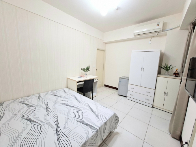 租補✨很新電梯套房✨採光佳.陽台獨洗曬*飲水機+子母車*室內好停機車✨（第7張）