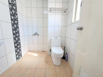 租補✨很新電梯套房✨採光佳.陽台獨洗曬*飲水機+子母車*室內好停機車✨（第11張）