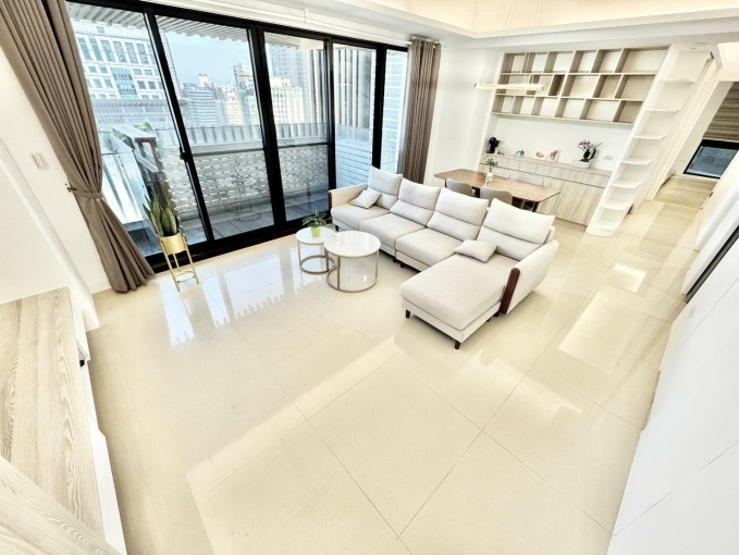 愛也會有翅膀🦋西區秒殺3房+平車💕可報稅✅百萬裝潢💫（第1張）