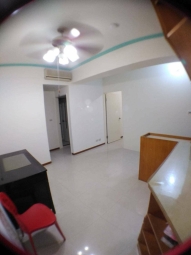 大巨蛋珍品華廈⭐格局方正設備全⭐簡約寧靜採光足⭐租補報稅減擔⭐限女生租住（第10張）