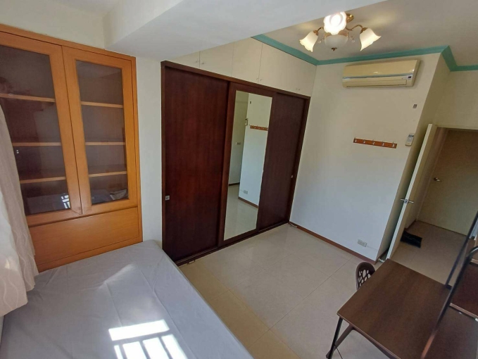 大巨蛋珍品華廈⭐格局方正設備全⭐簡約寧靜採光足⭐租補報稅減擔⭐限女生租住（第2張）