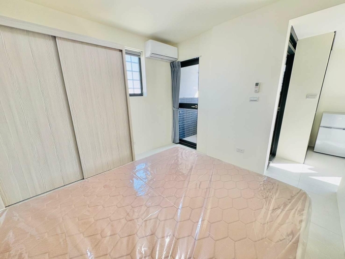 超大1房1廳🏆雙租補✨陽台獨洗曬🌳衛浴開窗📍逢甲水湳(第5張)