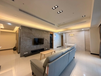四房二廳🏡家具電全配🏡租屋補助🏡含車位（第1張）