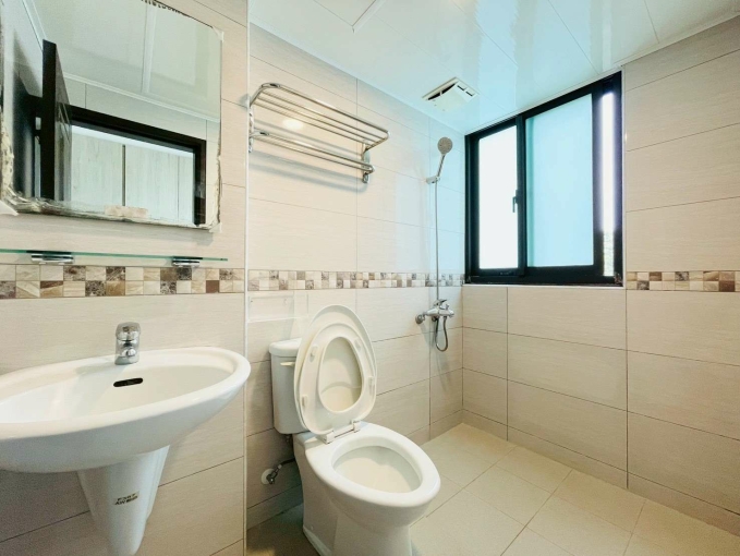 🔥北區可租補🔥陽台獨洗🔥電梯套房🔥近中國醫（第3張）