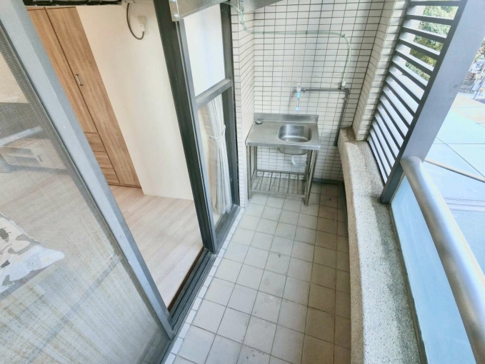 住你好運㊗️台水電.可租補👍陽台獨洗曬🔆全新家具💯近愛買（第4張）