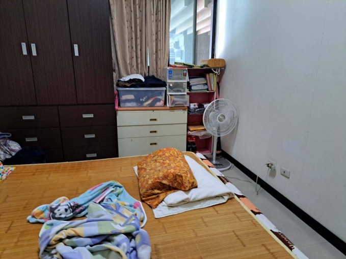 台中市東區東光園路第二樓層兩房一衛一廳一廚出租（第3張）