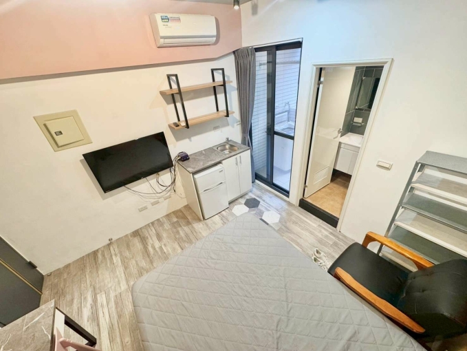 粉紅百事是草莓口味💕陽台獨洗✨可租補✨近一中 中友💕宇你相見（第4張）