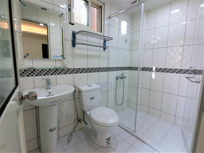 可租補很新的套房*流理臺*可家庭*陽台獨洗曬*乾溼分離~*（第7張）