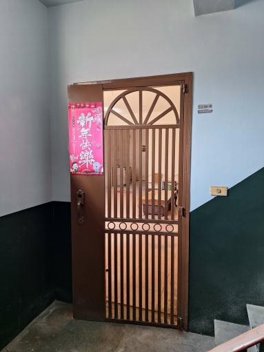 左營32坪公寓，靜巷5樓，無電梯，大3房，2衛浴，視野佳，通風採光佳，可配合社宅或租補申請（第12張）