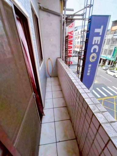 大里中興路商圈 | 獨洗陽台曬 | 大坪數套房「 可租補」（第6張）