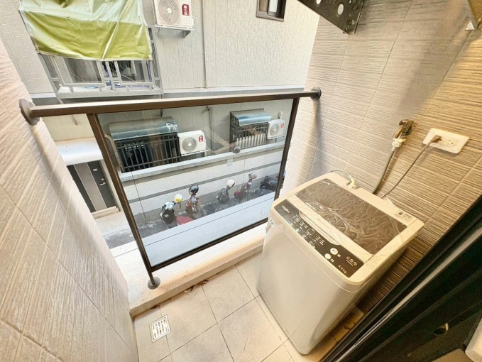 全新未住☆電梯套房☆租補☆陽台☆飲水機子母車（第8張）