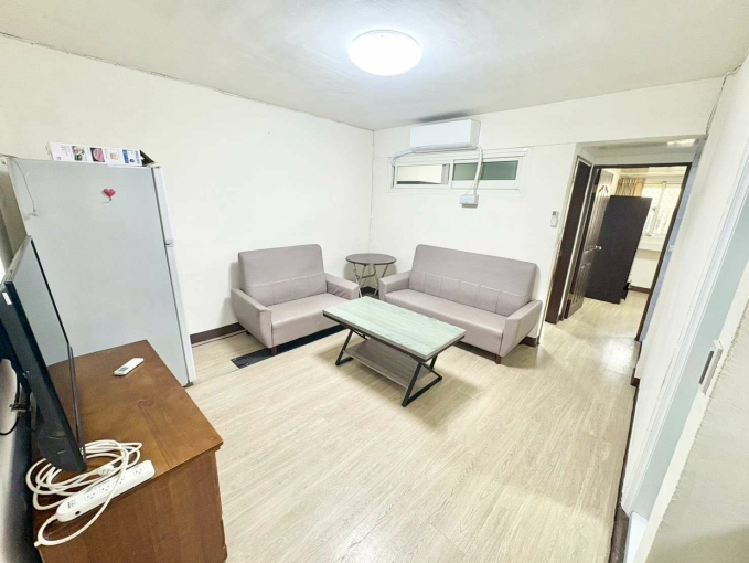 🧡請加賴🧡電梯兩房一廳🧡獨洗窗曬🧡流理台🧡台水台電🧡可戶籍🧡社會住宅🧡（第1張）