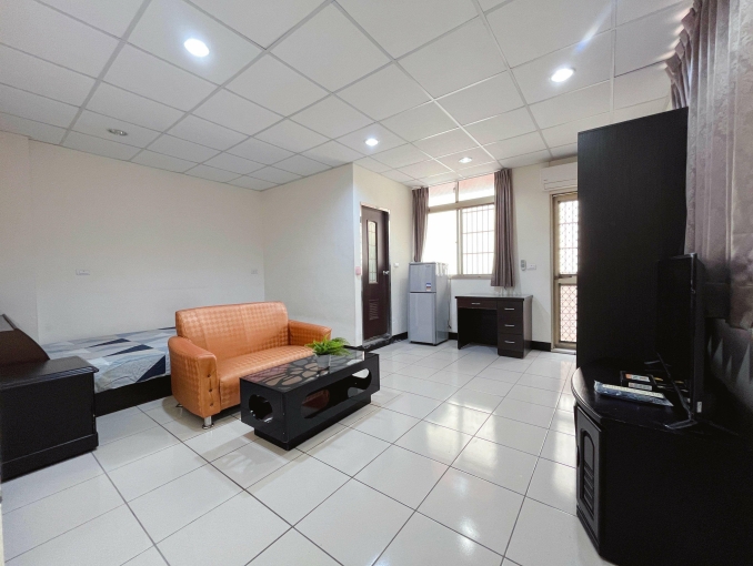 陽台獨洗🍀子母車🍀稀有可貓🍀租屋補助🍀可小孩🍀含機車位（第1張）