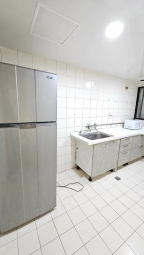 有廚房可烹調、社區有包裹與垃圾代收、可租補、再贈半個月免月租（第14張）