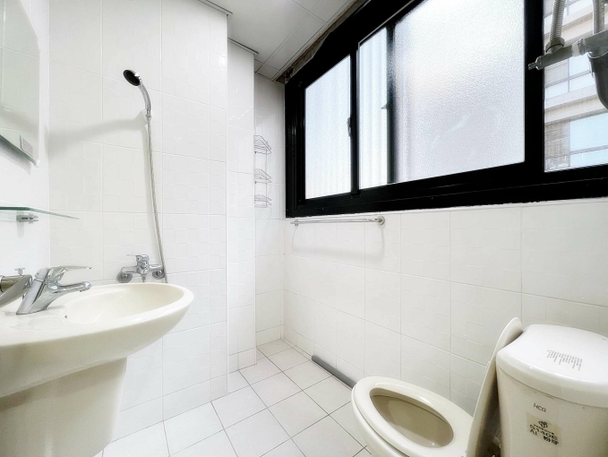 💖電梯🏠獨洗💜近長榮桂冠💖 - Image 6