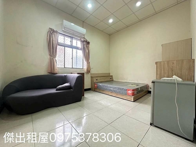 傑出租屋/藝文稀有低樓層,獨洗對外窗,可寵! - Image 1