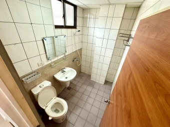 近捷運站.中山醫｜可租補｜大空間｜獨洗｜子母車 - Image 13