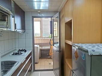 都會風格大套房可開伙衛浴開窗~傢俱電全配 - Image 13