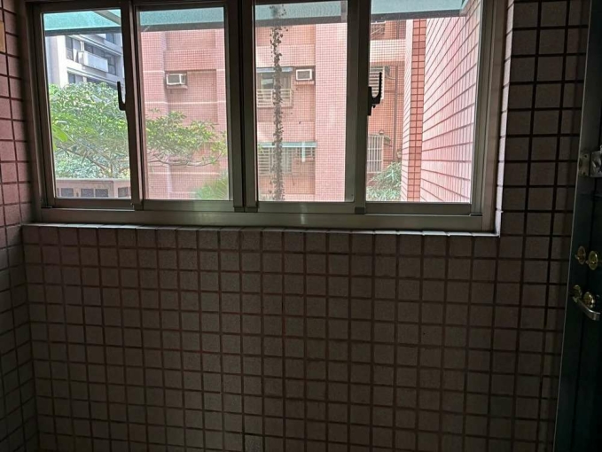 府中捷運❤️遠東通訊園區❤️住店辦❤️平面車位（第9張）