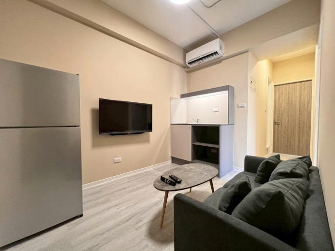 板橋區.全新.光復橋旁.獨立陽台.舒適設計感兩房一廳A01 - Image 1