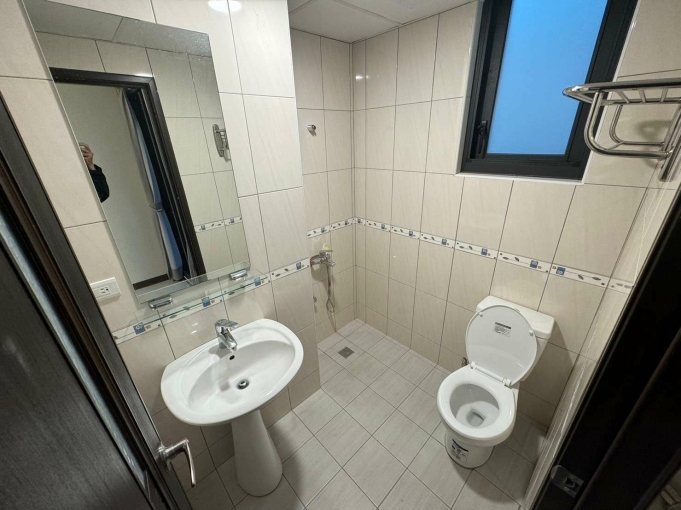 🔥北區小資套房🔥電梯陽台獨洗🔥飲水機子母車🔥近中國醫（第3張）