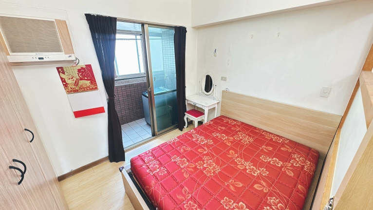 可租補★蘇活大街★台水電★一房一廳附陽台廚房可開伙（第4張）