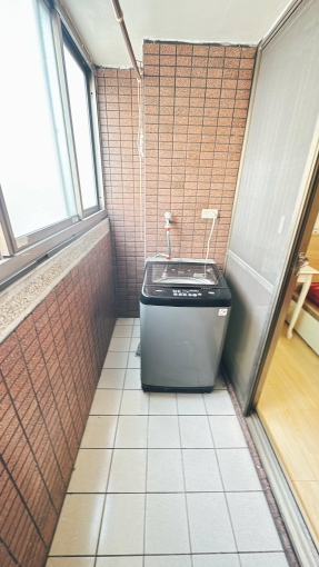 可租補★蘇活大街★台水電★一房一廳附陽台廚房可開伙（第7張）