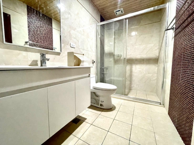 『租』大灣國小|輕屋齡靜巷雙車透天(第9張)