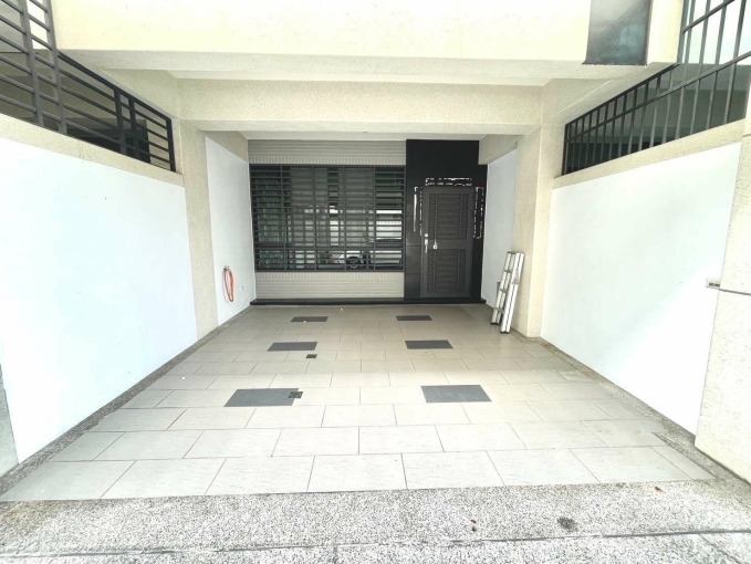 『租』大灣國小|輕屋齡靜巷雙車透天(第15張)