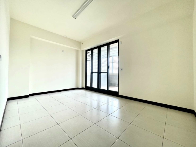 『租』大灣國小|輕屋齡靜巷雙車透天(第13張)