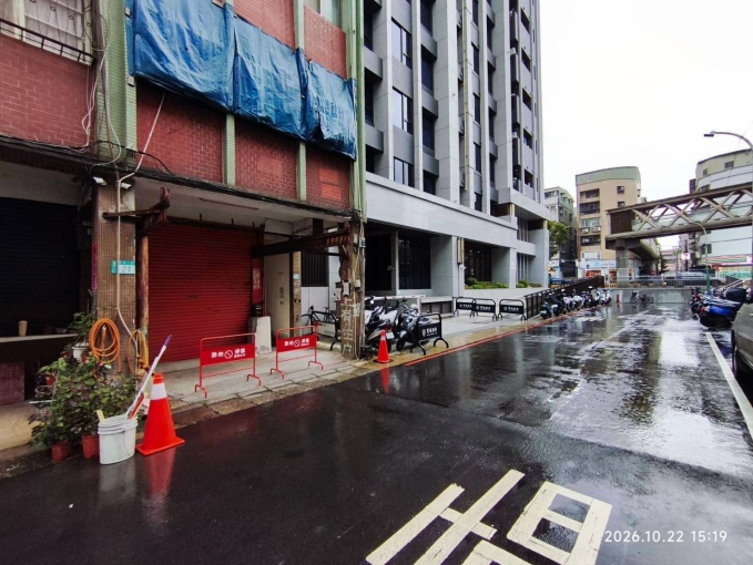 迴龍新莊天泉一街1樓廠辦店面，近丹鳳國小，迴龍捷運站（第4張）