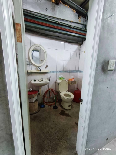 迴龍新莊天泉一街1樓廠辦店面，近丹鳳國小，迴龍捷運站（第5張）
