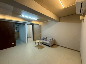 士林區.芝山站.可寵.1F獨立陽台.舒適設計感1+1房1廳1衛1F（第2張）