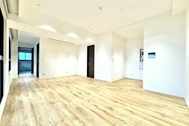 新店央北24樓鑽石級天際私邸全新完工。蝶型三面獨立建築（第1張）