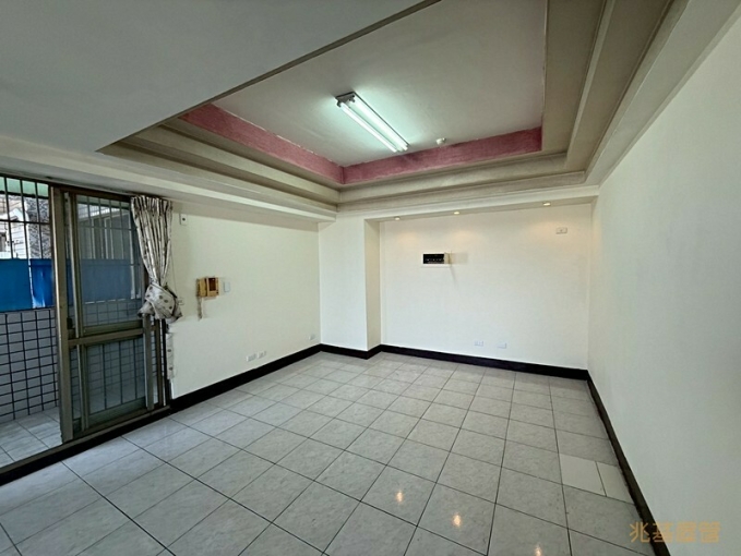 兆基社會住宅🏠電梯三房可租補看房加LINE(第1張)