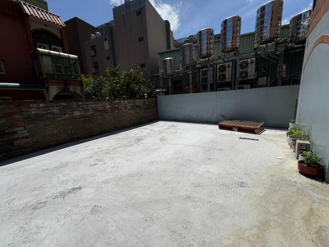 桃園中寧街(中正路及南平路旁)全新裝潢套房可租補還獨洗的超值選擇！ - Image 13